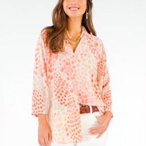 Cabi • Go to Coral Pink Button Down V Neck Blouse Size Medium Collared Chic
